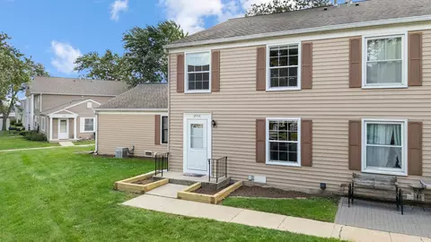 1255 Pearl Ave #C, Glendale Heights, IL 60139