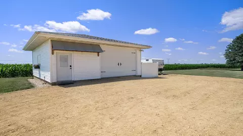 Exterior - 1195 Atkinson Rd, Harmon, IL 61042 photo 3 of 11