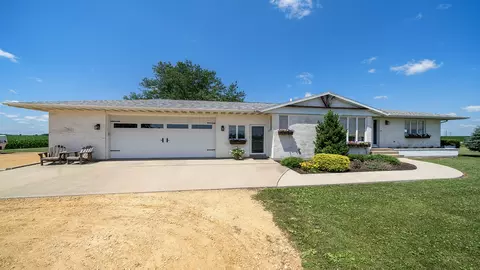 Exterior - 1195 Atkinson Rd, Harmon, IL 61042 photo 9 of 11