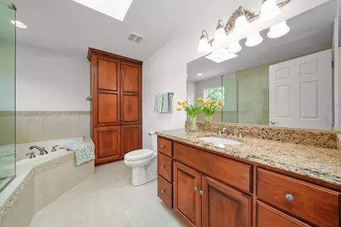 Bath - 7302 Sheffield Ct, Monee, IL 60449 photo 1 of 3