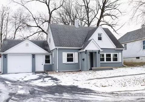 8 Peale St, Joliet, IL 60433