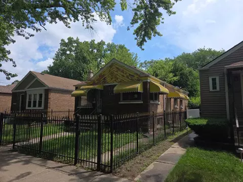 12423 S Perry Ave, Chicago, IL 60628
