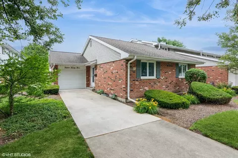 1523 S Prospect Ave, Wheaton, IL 60189