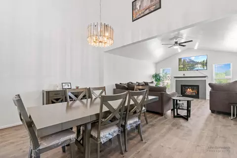 Dining - 516 Madison Ln, Elgin, IL 60123 photo 1 of 2