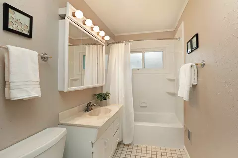 1001 Longaker Rd, Northbrook, IL 60062 photo 10