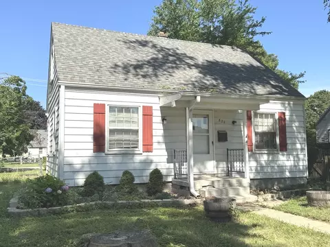 822 N 12th St, Rochelle, IL 61068