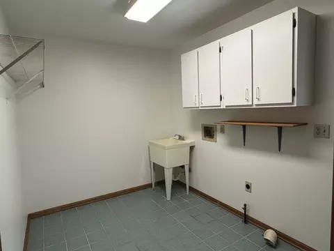 532 E 2nd St, Herscher, IL 60941 photo 23