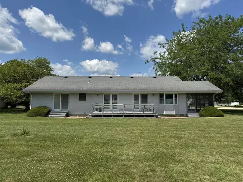 532 E 2nd St, Herscher, IL 60941 photo 28