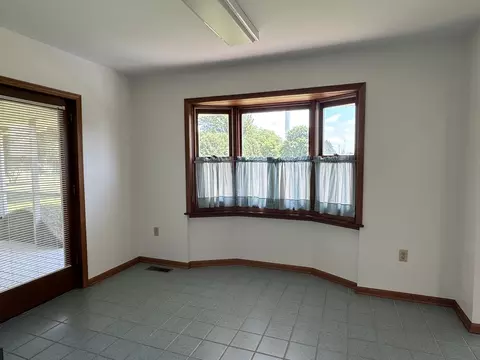 532 E 2nd St, Herscher, IL 60941 photo 14