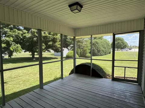 532 E 2nd St, Herscher, IL 60941 photo 25