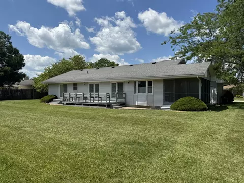 532 E 2nd St, Herscher, IL 60941 photo 27