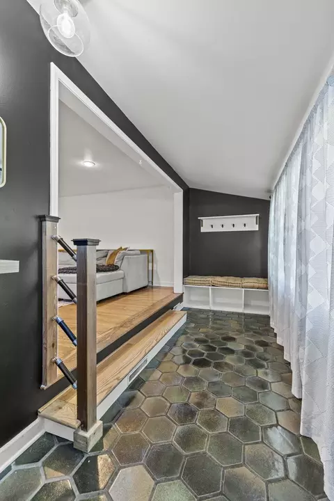 Entry Way - 620 Crest St, Wheaton, IL 60187 photo 1 of 3