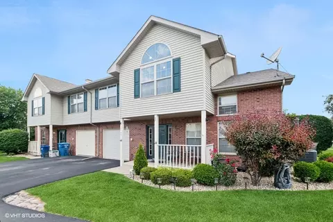 3749 W Glen Dr #1001, Alsip, IL 60803