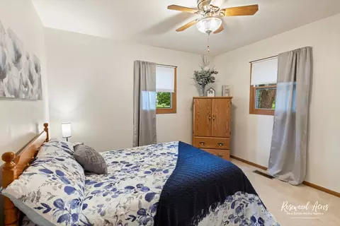 378 S Barbara Dr, Kankakee, IL 60901 photo 6