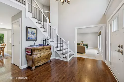 365 Covington Dr, Barrington, IL 60010 photo 6