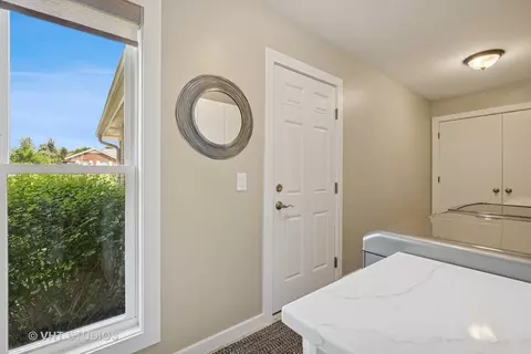 365 Covington Dr, Barrington, IL 60010 photo 21