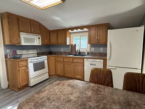 Kitchen - 310 E Chippewa St, Dwight, IL 60420 photo 2 of 3