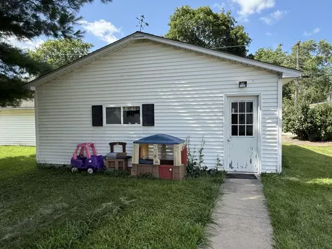 Exterior - 310 E Chippewa St, Dwight, IL 60420 photo 2 of 3