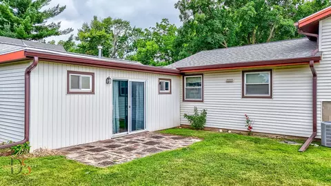 132 New St, Seneca, IL 61360 photo 5