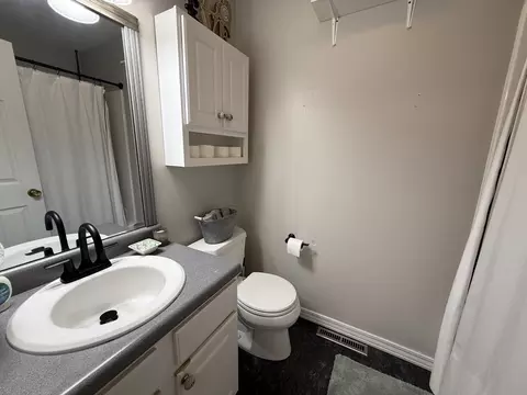 409 Gridley St #C, Bloomington, IL 61701 photo 12
