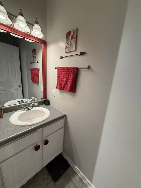 409 Gridley St #C, Bloomington, IL 61701 photo 14