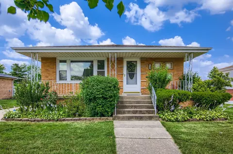 9000 Meade Ave, Oak Lawn, IL 60453