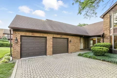 26 Princess Ct #0, Westchester, IL 60154