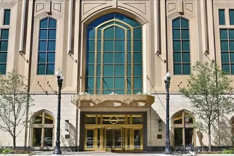 21 E Huron St #1407, Chicago, IL 60611