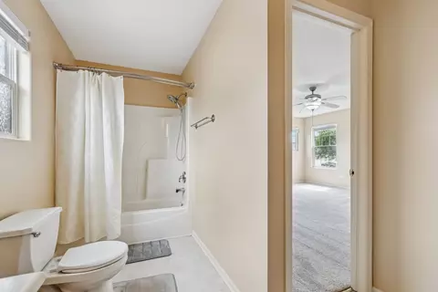 Bath - 5407 Maha St, Plainfield, IL 60586 photo 3 of 3