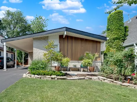 454 Broadview Ave, Highland Park, IL 60035