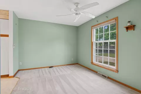 513 James Ct, Algonquin, IL 60102 photo 10
