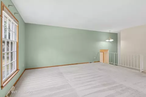 513 James Ct, Algonquin, IL 60102 photo 9