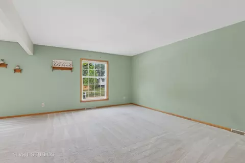 513 James Ct, Algonquin, IL 60102 photo 7