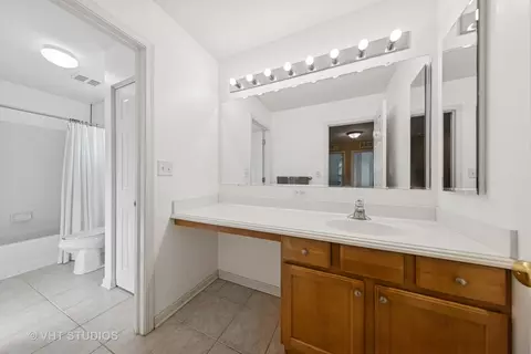 Bath - 13733 Meadow Ln, Plainfield, IL 60544 photo 4 of 5