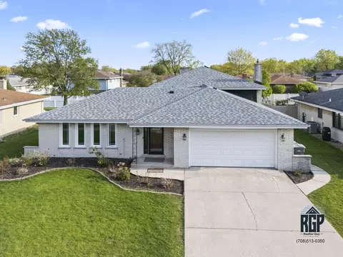 7705 Sycamore Dr, Orland Park, IL 60462