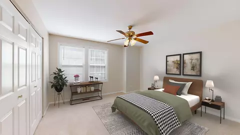 Bedroom - 4532 Topaz Dr, Hoffman Estates, IL 60192 photo 2 of 5