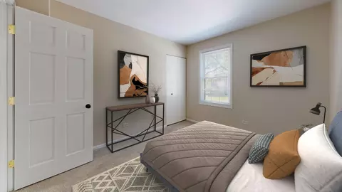 Bedroom - 4532 Topaz Dr, Hoffman Estates, IL 60192 photo 4 of 5