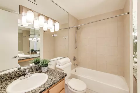 30 E Huron St #2602, Chicago, IL 60611 photo 18