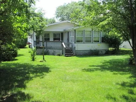 600 E Wood Ln, Belvidere, IL 61008