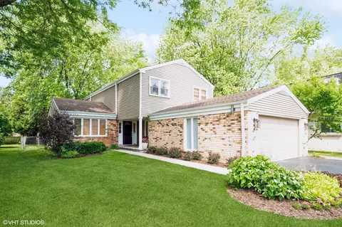 1812 Sherwood Rd, Highland Park, IL 60035