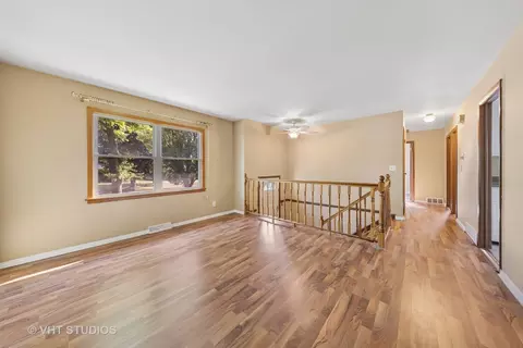 Living - 2140 Baker St, Aurora, IL 60506 photo 2 of 2