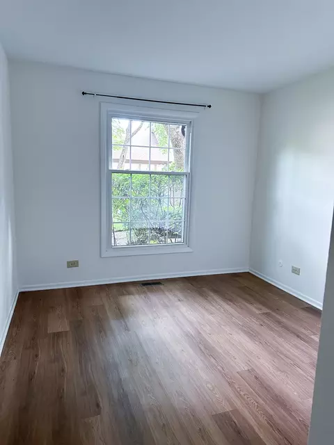 Other - 4640 Calvert Dr #B1, Rolling Meadows, IL 60008 photo 3 of 5