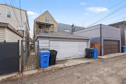 Exterior - Undisclosed, Chicago, IL 60622 photo 3 of 3