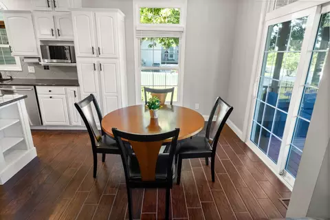 Dining - 2913 Fox Creek Rd, Bloomington, IL 61705 photo 2 of 2