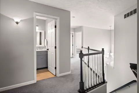 Entry Way - 2913 Fox Creek Rd, Bloomington, IL 61705 photo 7 of 8