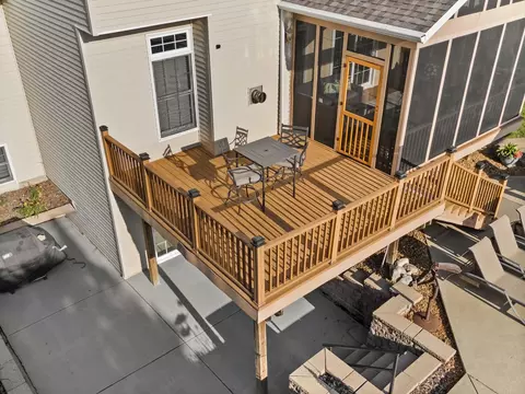 Exterior - 2913 Fox Creek Rd, Bloomington, IL 61705 photo 7 of 29