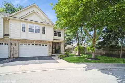 1475 Ginger Woods Ct #2-4, Wheeling, IL 60090 photo 2