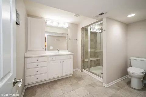 1475 Ginger Woods Ct #2-4, Wheeling, IL 60090 photo 24
