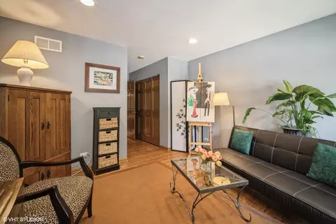 1475 Ginger Woods Ct #2-4, Wheeling, IL 60090 photo 21