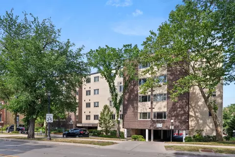 835 Ridge Ave #408, Evanston, IL 60202